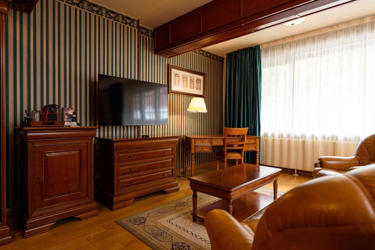 Boutique Hotel Casa Emil Poiana Brasov Esterno foto